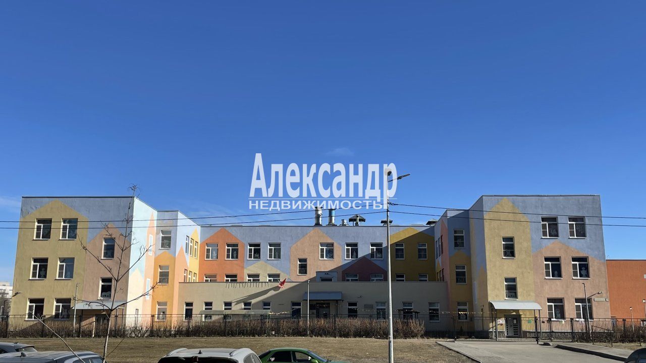 2-комнатная квартира (63м2) на продажу по адресу Санкт-Петербург, Богословская улица, 4к1— фото 14 из 21
