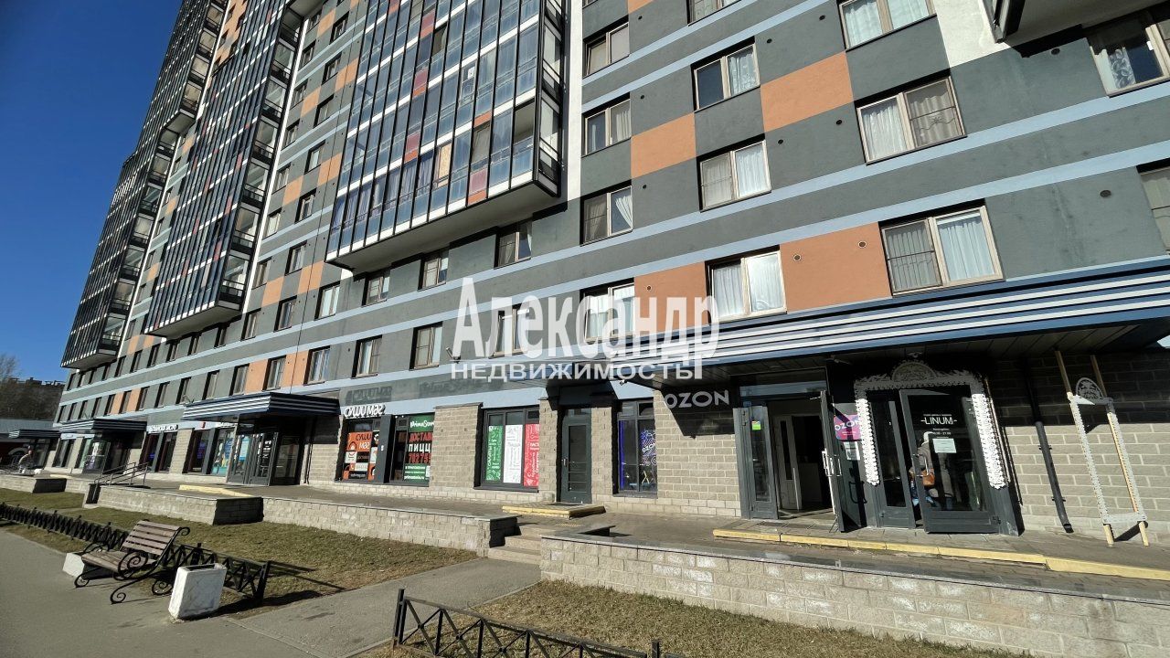2-комнатная квартира (63м2) на продажу по адресу Санкт-Петербург, Богословская улица, 4к1— фото 16 из 21