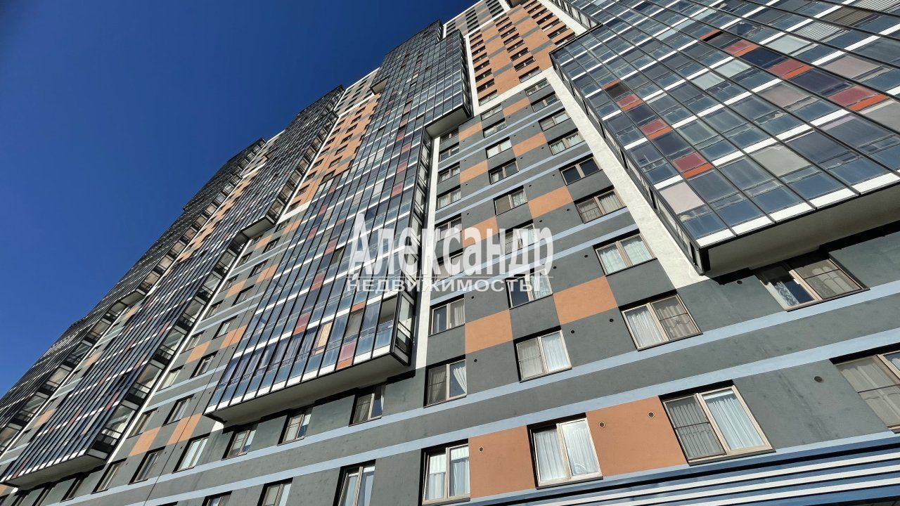 2-комнатная квартира (63м2) на продажу по адресу Санкт-Петербург, Богословская улица, 4к1— фото 17 из 21
