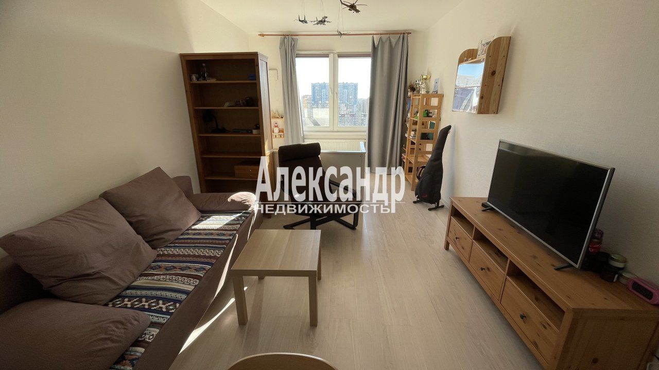 2-комнатная квартира (63м2) на продажу по адресу Санкт-Петербург, Богословская улица, 4к1— фото 5 из 21