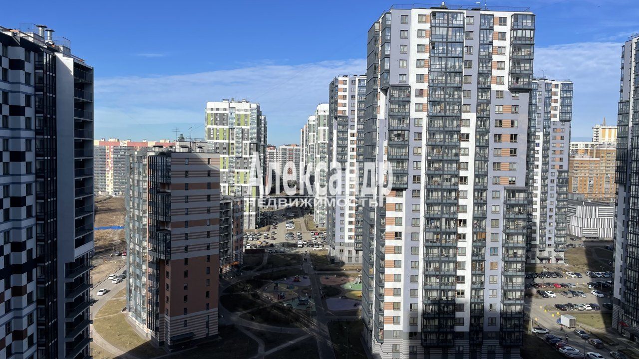 2-комнатная квартира (63м2) на продажу по адресу Санкт-Петербург, Богословская улица, 4к1— фото 19 из 21