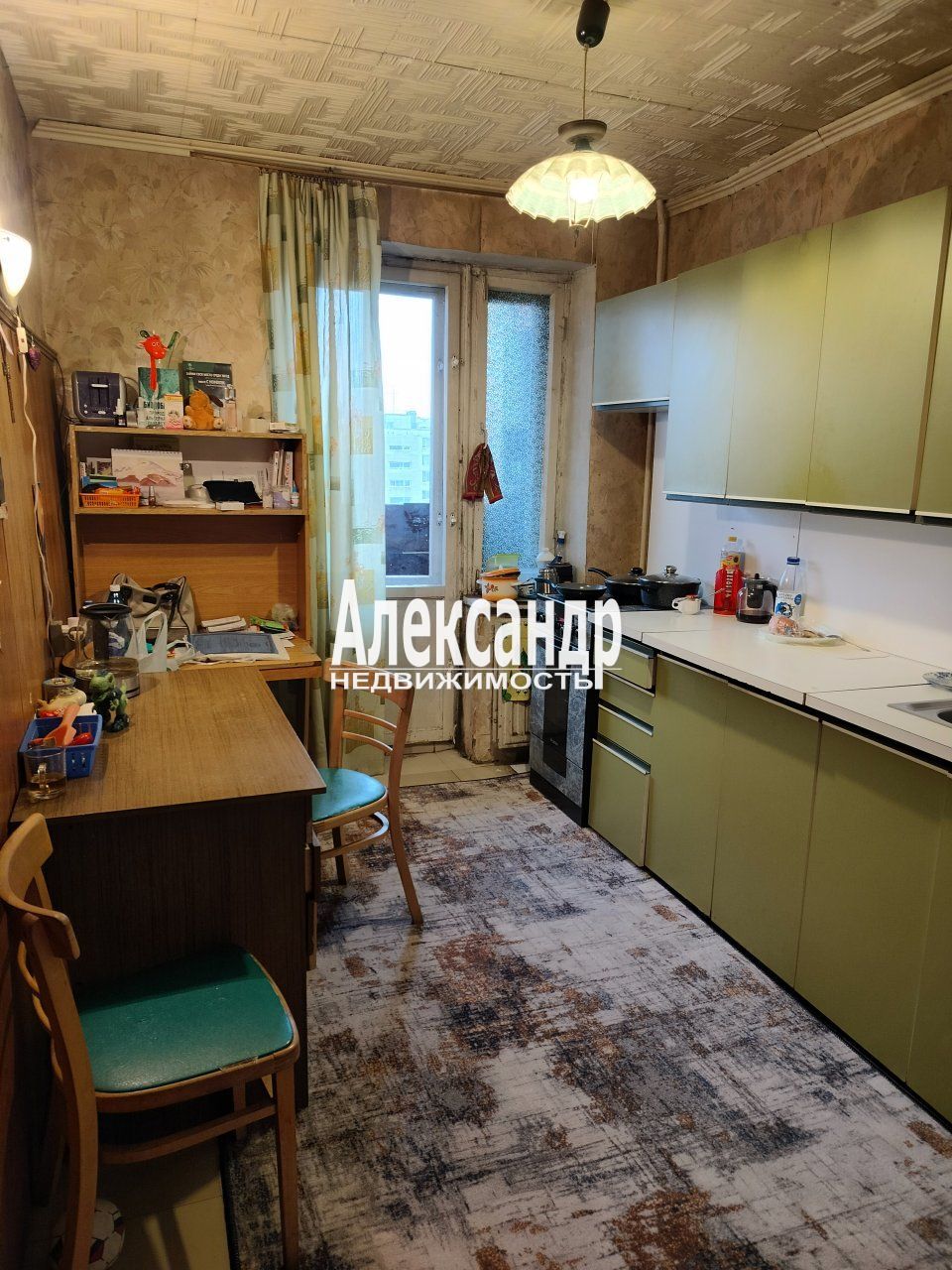 3-комнатная квартира (68м2) на продажу по адресу Санкт-Петербург, Загребский бульвар, 7к3— фото 8 из 14