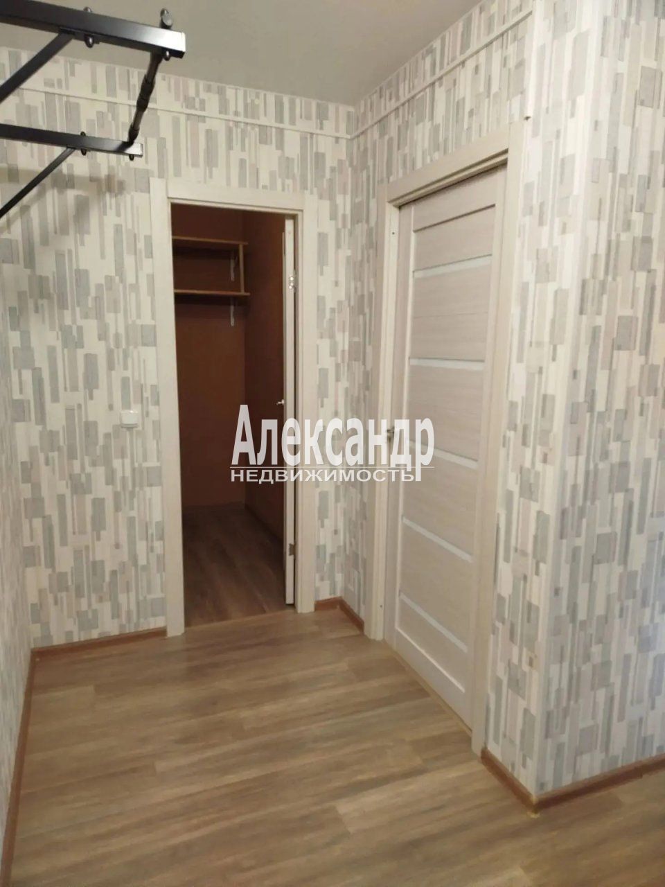 1-комнатная квартира (43м2) на продажу по адресу Ленинградская область, Всеволожский район, Агалатовское сельское поселение, деревня Вартемяги, улица Ветеранов, 15— фото 3 из 18