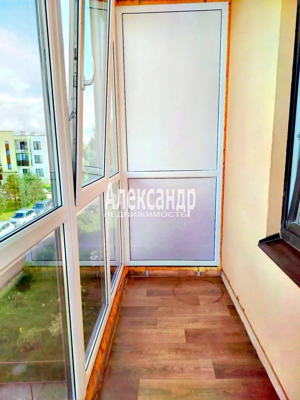1-комнатная квартира (43м2) на продажу по адресу Ленинградская область, Всеволожский район, Агалатовское сельское поселение, деревня Вартемяги, улица Ветеранов, 15— фото 8 из 18