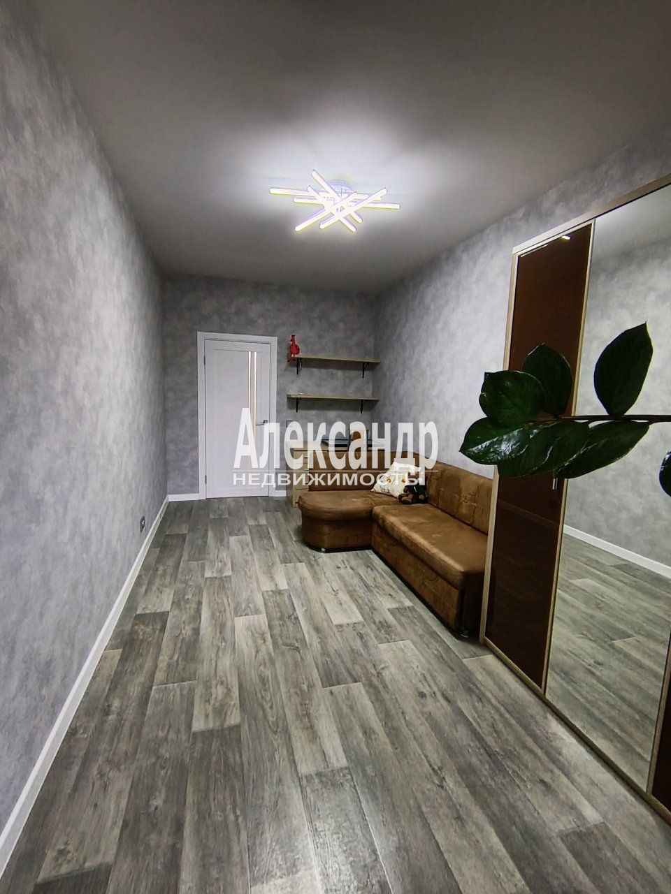 2-комнатная квартира (59м2) в аренду по адресу Санкт-Петербург, улица Ушинского, 33к3— фото 7 из 23