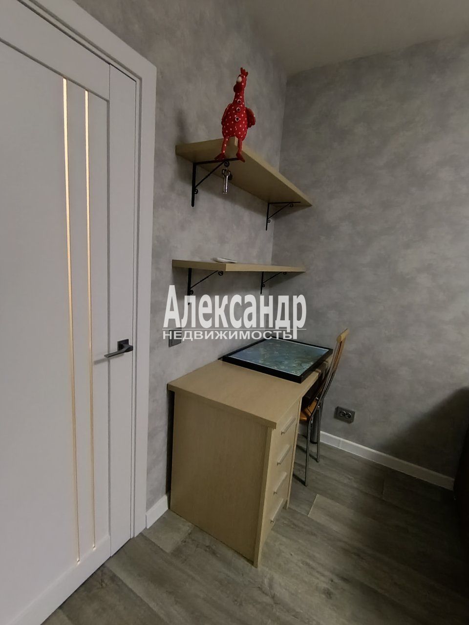 2-комнатная квартира (59м2) в аренду по адресу Санкт-Петербург, улица Ушинского, 33к3— фото 9 из 23