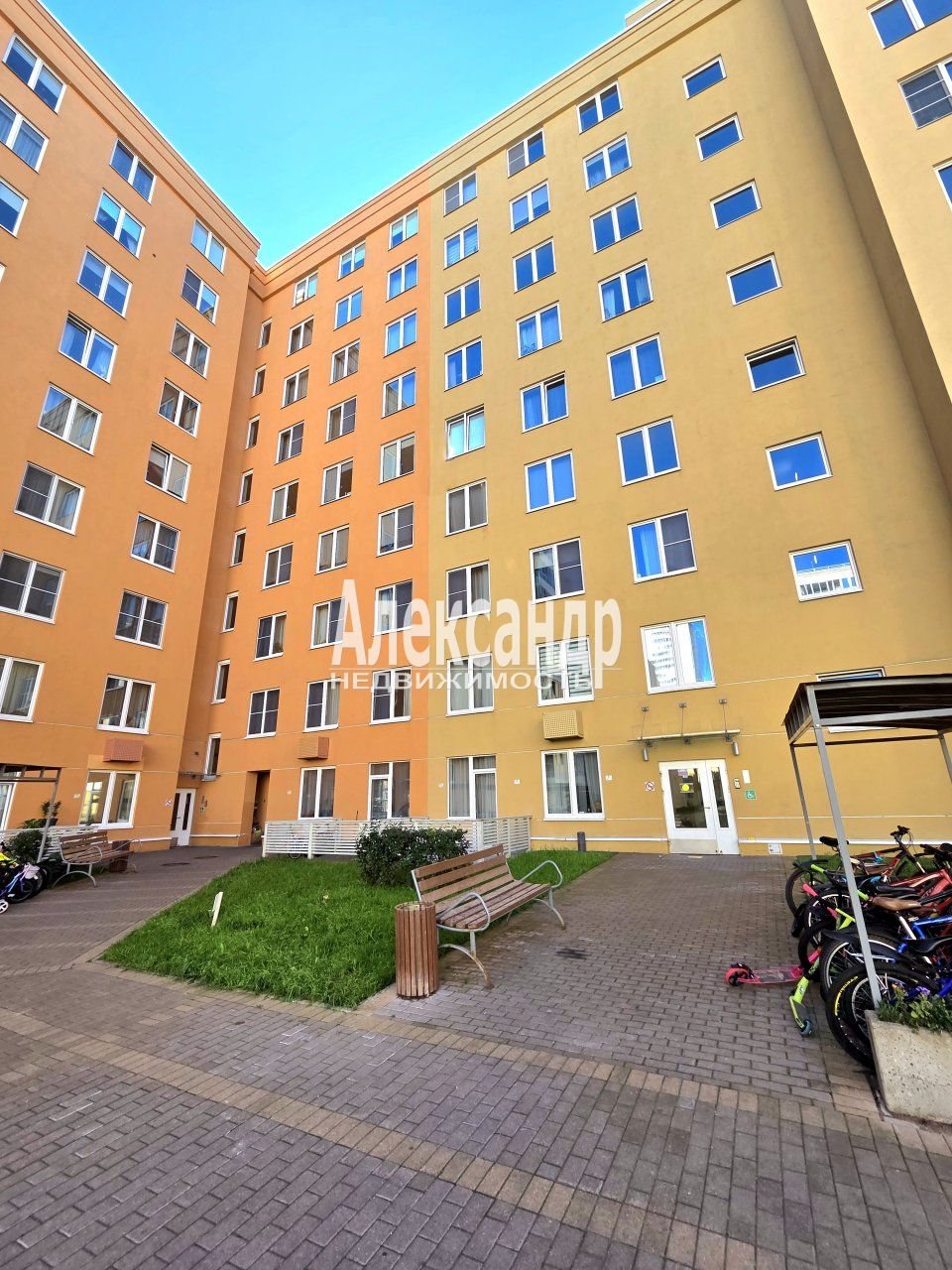 2-комнатная квартира (59м2) на продажу по адресу Санкт-Петербург, набережная реки Каменки, 7к3— фото 20 из 21