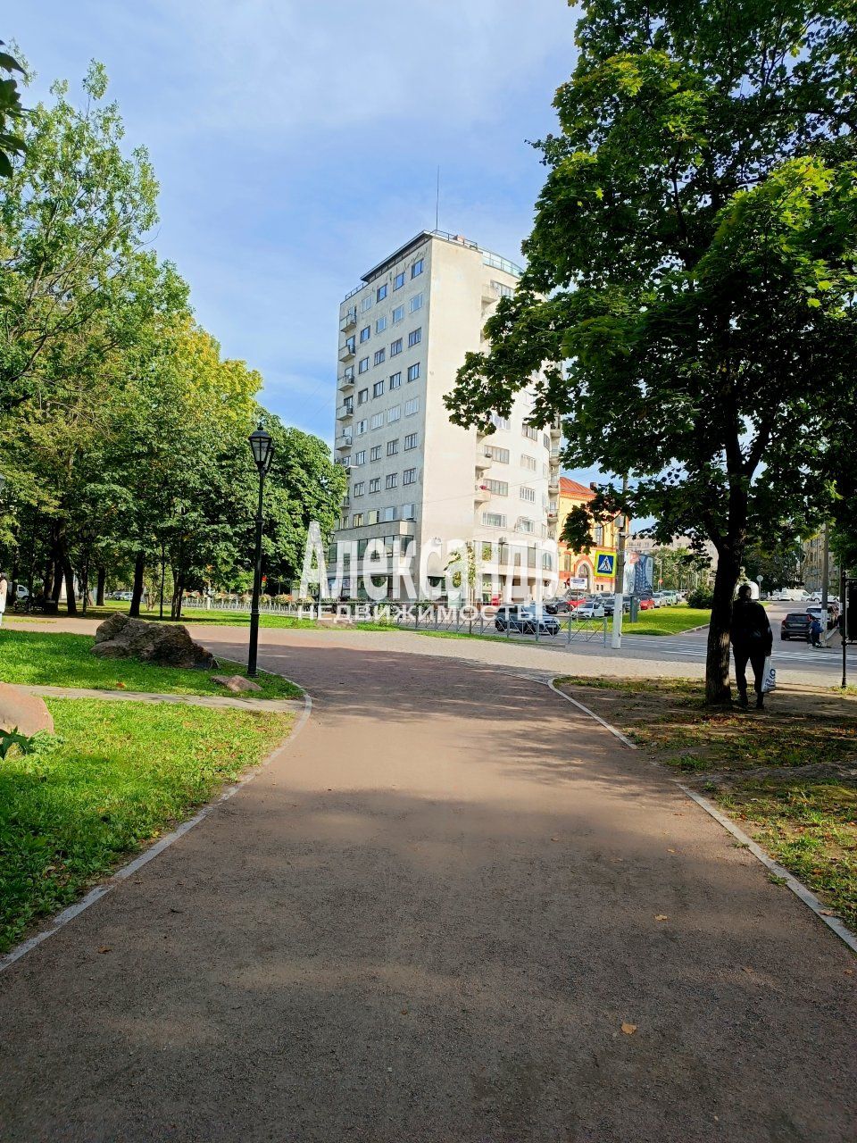 4-комнатная квартира