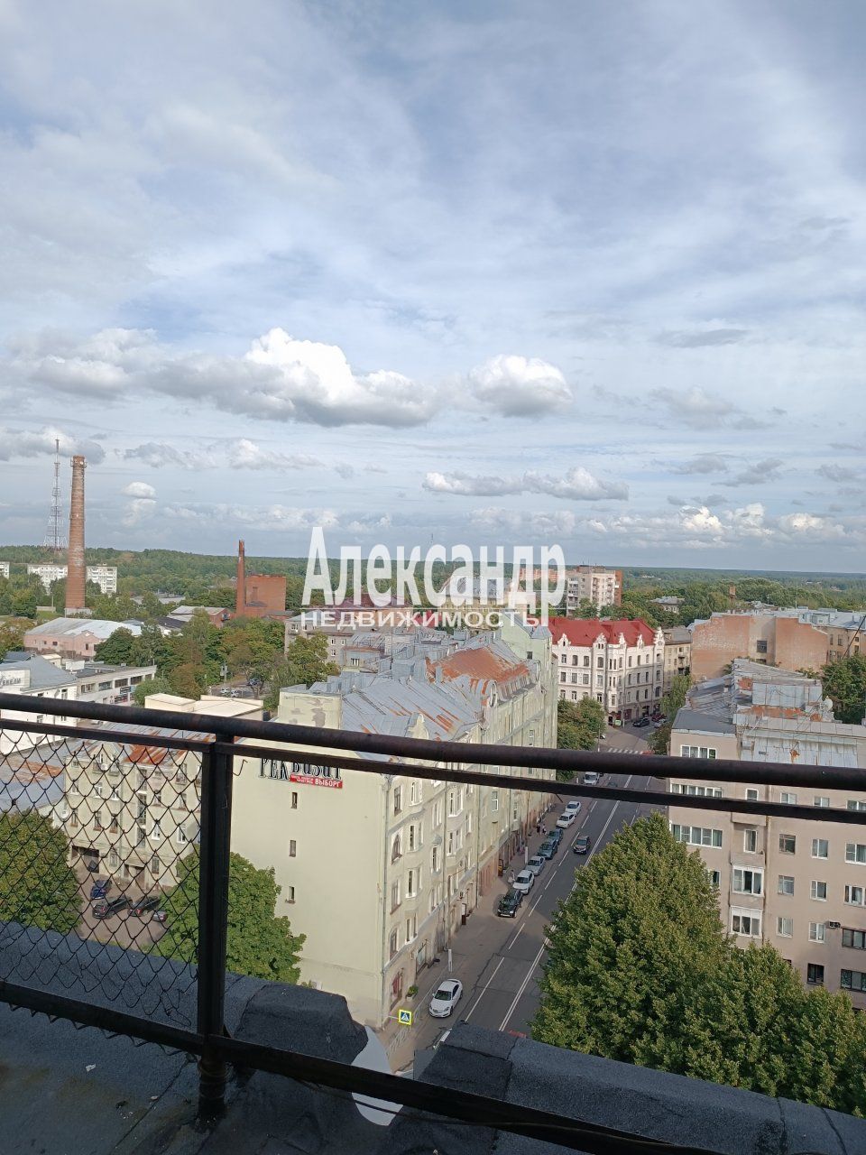 4-комнатная квартира (171м2) на продажу по адресу Ленинградская область, Выборг, Ленинградское шоссе, 7— фото 12 из 25