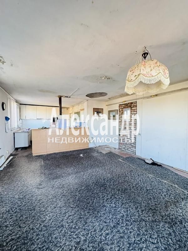 4-комнатная квартира (171м2) на продажу по адресу Ленинградская область, Выборг, Ленинградское шоссе, 7— фото 17 из 25