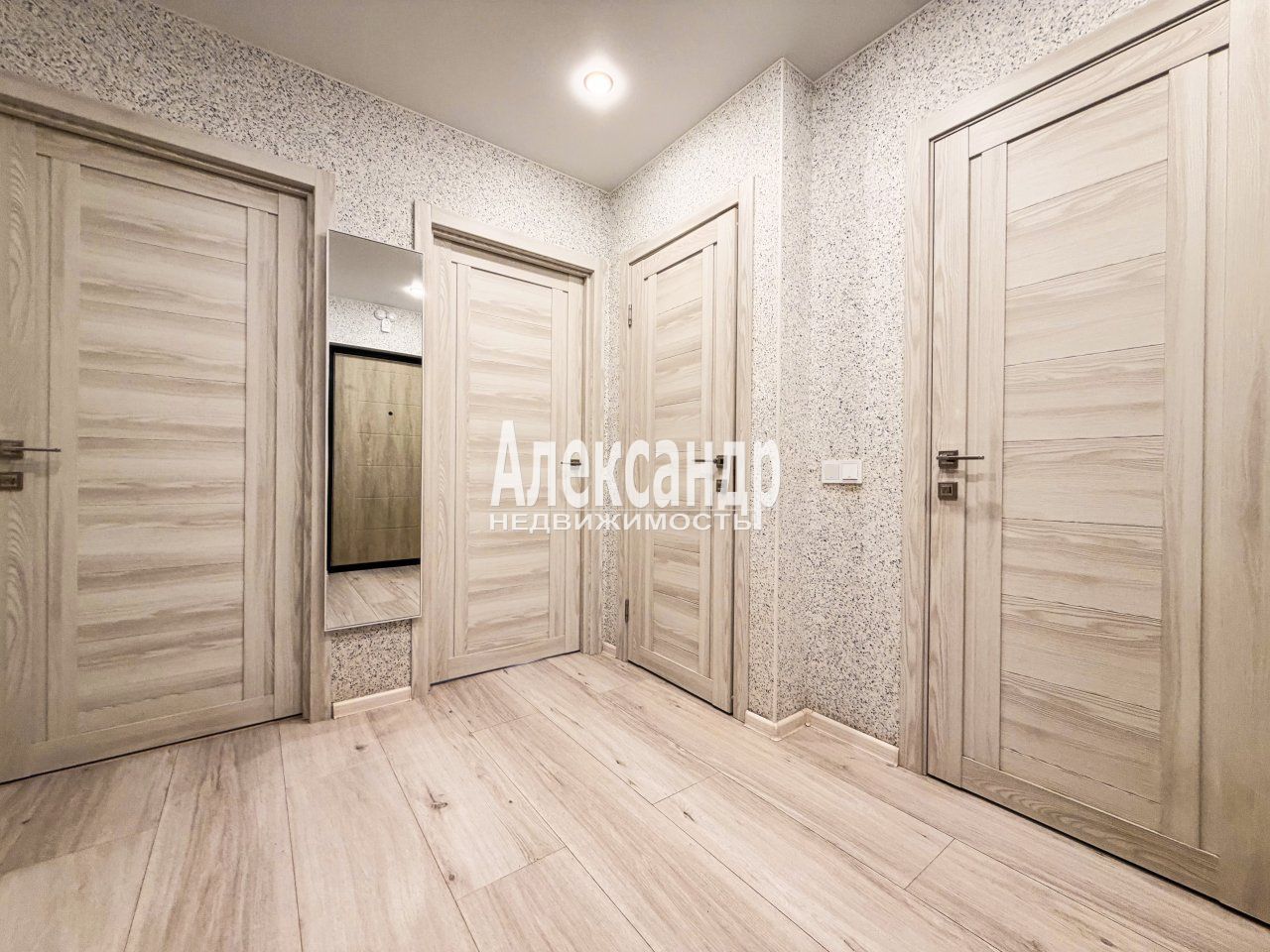 2-комнатная квартира (49м2) на продажу по адресу Ленинградская область, Всеволожский район, Мурино, Петровский бульвар, 6к1, подъезд 2— фото 20 из 26