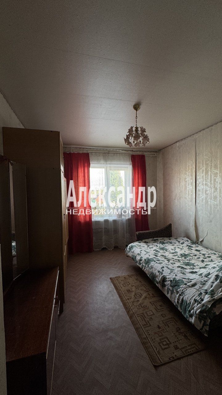 3-комнатная квартира (72м2) на продажу по адресу Ленинградская область, Приозерский район, Ларионовское сельское поселение, посёлок Коммунары, Садовая улица, 11, подъезд 2— фото 9 из 23