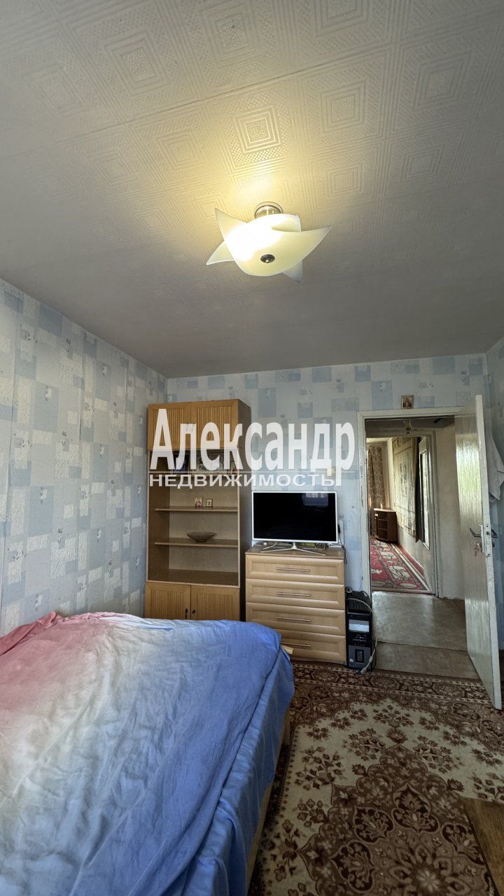 3-комнатная квартира (72м2) на продажу по адресу Ленинградская область, Приозерский район, Ларионовское сельское поселение, посёлок Коммунары, Садовая улица, 11, подъезд 2— фото 12 из 23