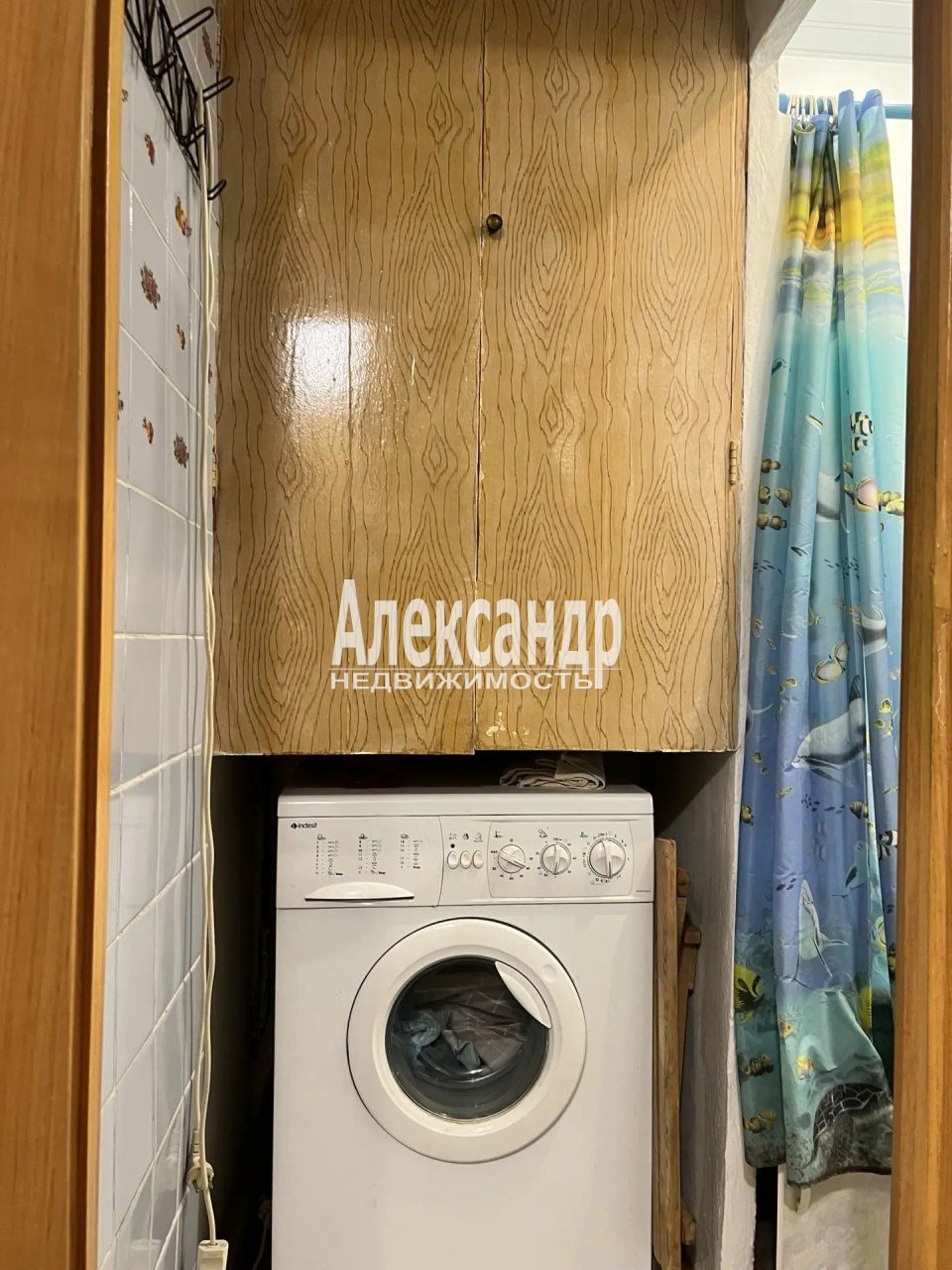 2-комнатная квартира (58м2) в аренду по адресу Санкт-Петербург, улица Шаврова, 27— фото 8 из 17
