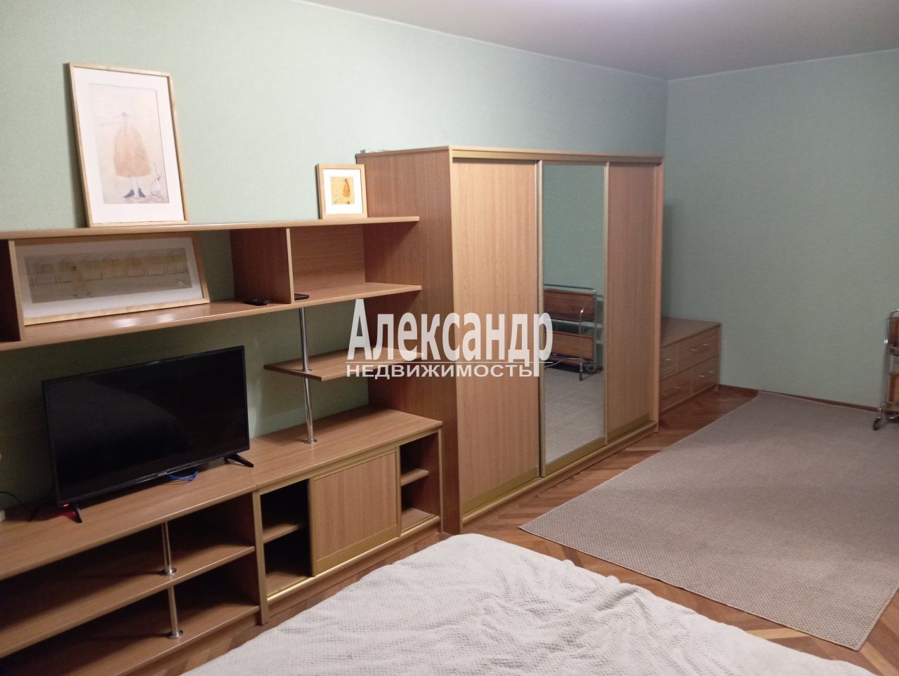 1-комнатная квартира (37м2) в аренду по адресу Санкт-Петербург, проспект Просвещения, 64к2— фото 7 из 24