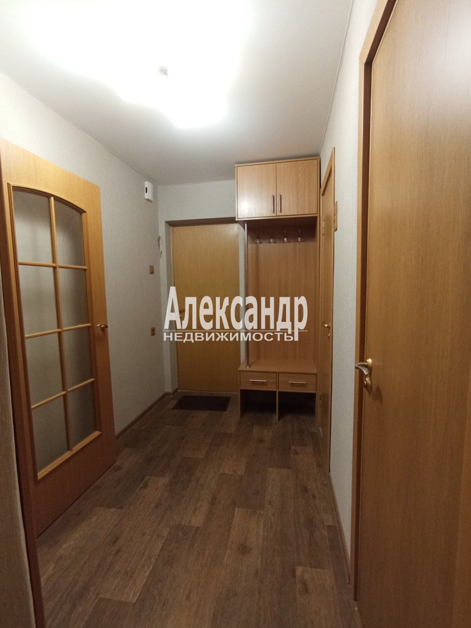 1-комнатная квартира (37м2) в аренду по адресу Санкт-Петербург, проспект Просвещения, 64к2— фото 18 из 24