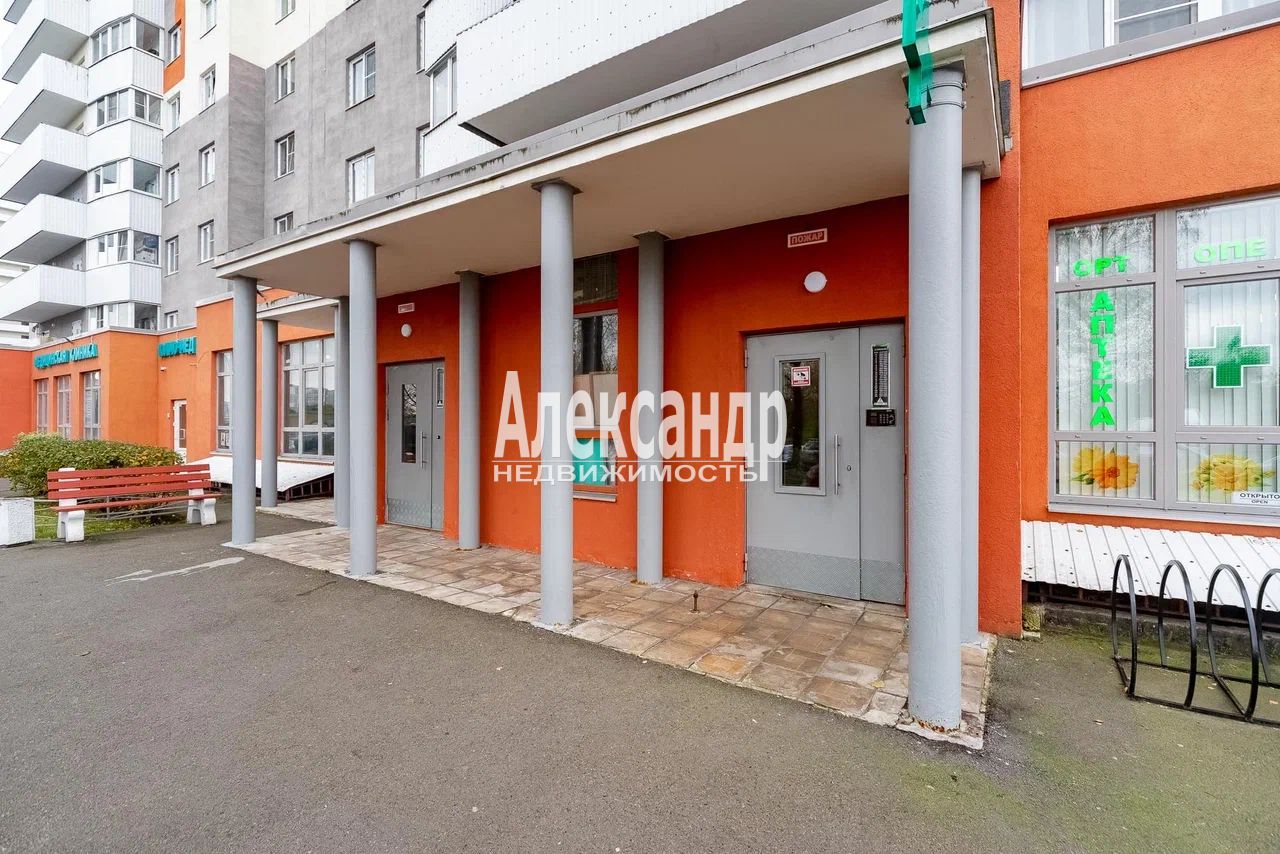 2-комнатная квартира (59м2) на продажу по адресу Санкт-Петербург, посёлок Парголово, Тихоокеанская улица, 1к2— фото 15 из 18