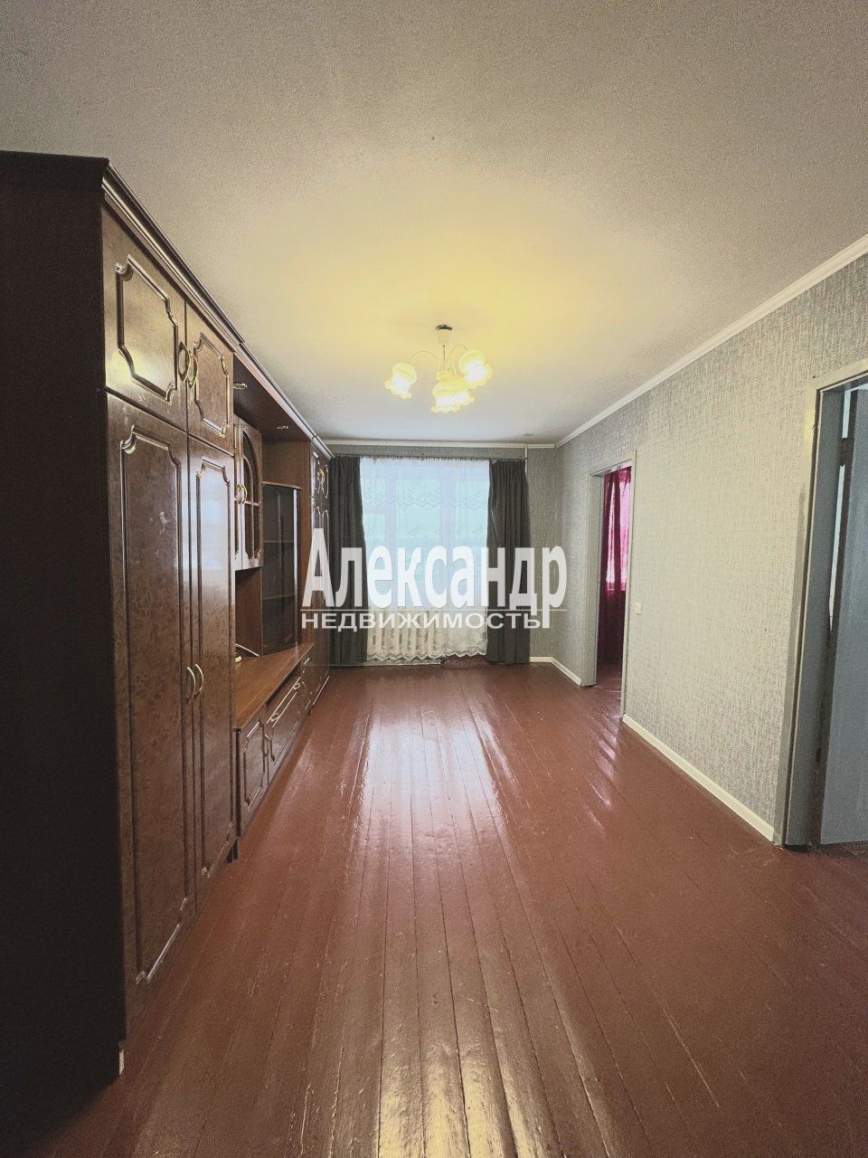 4-комнатная квартира площадью 62 м2