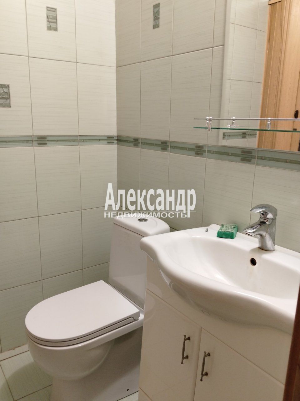 2-комнатная квартира (81м2) в аренду по адресу Санкт-Петербург, Гражданский проспект, 114к6— фото 10 из 17