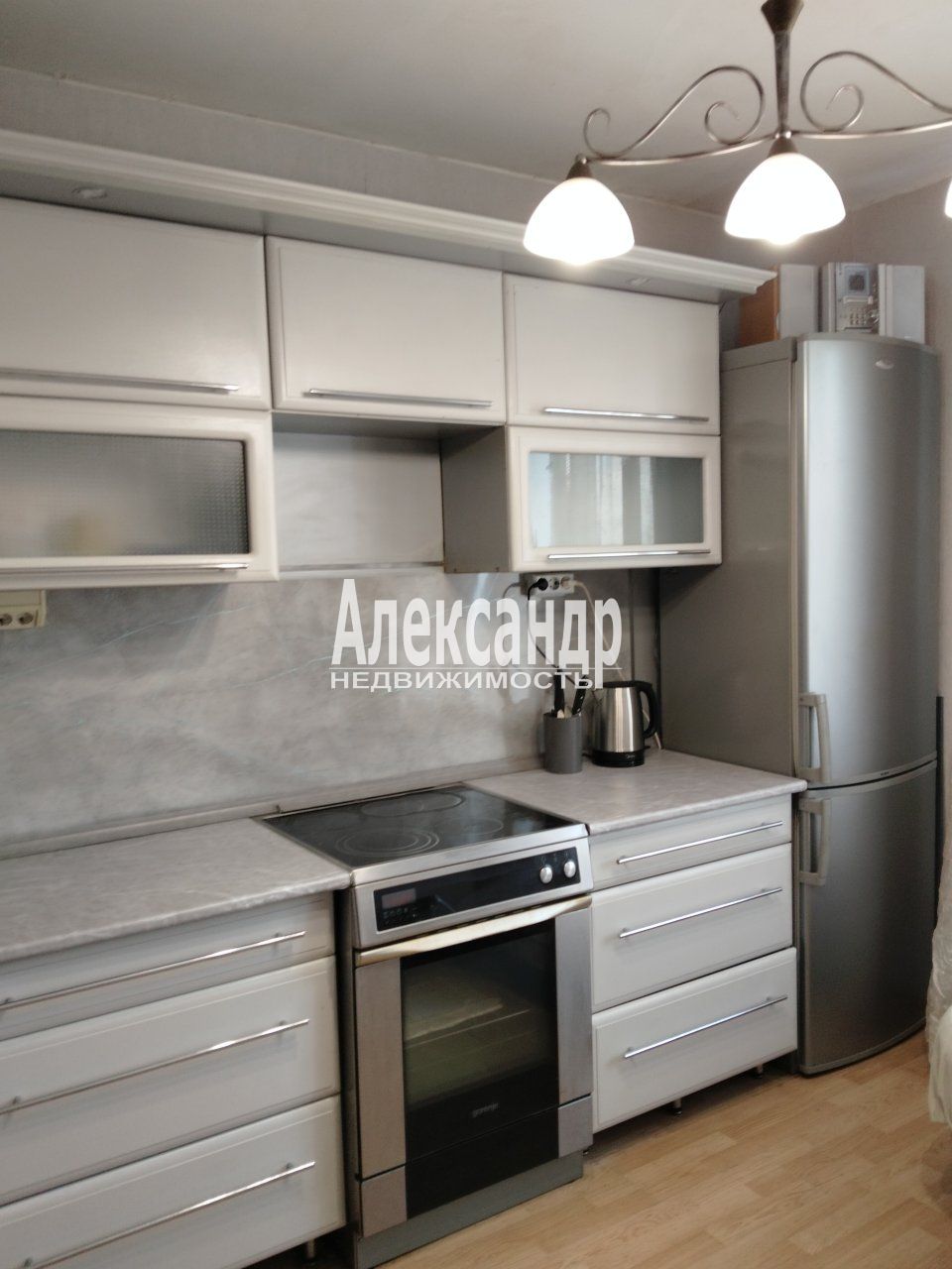 2-комнатная квартира (81м2) в аренду по адресу Санкт-Петербург, Гражданский проспект, 114к6— фото 15 из 17