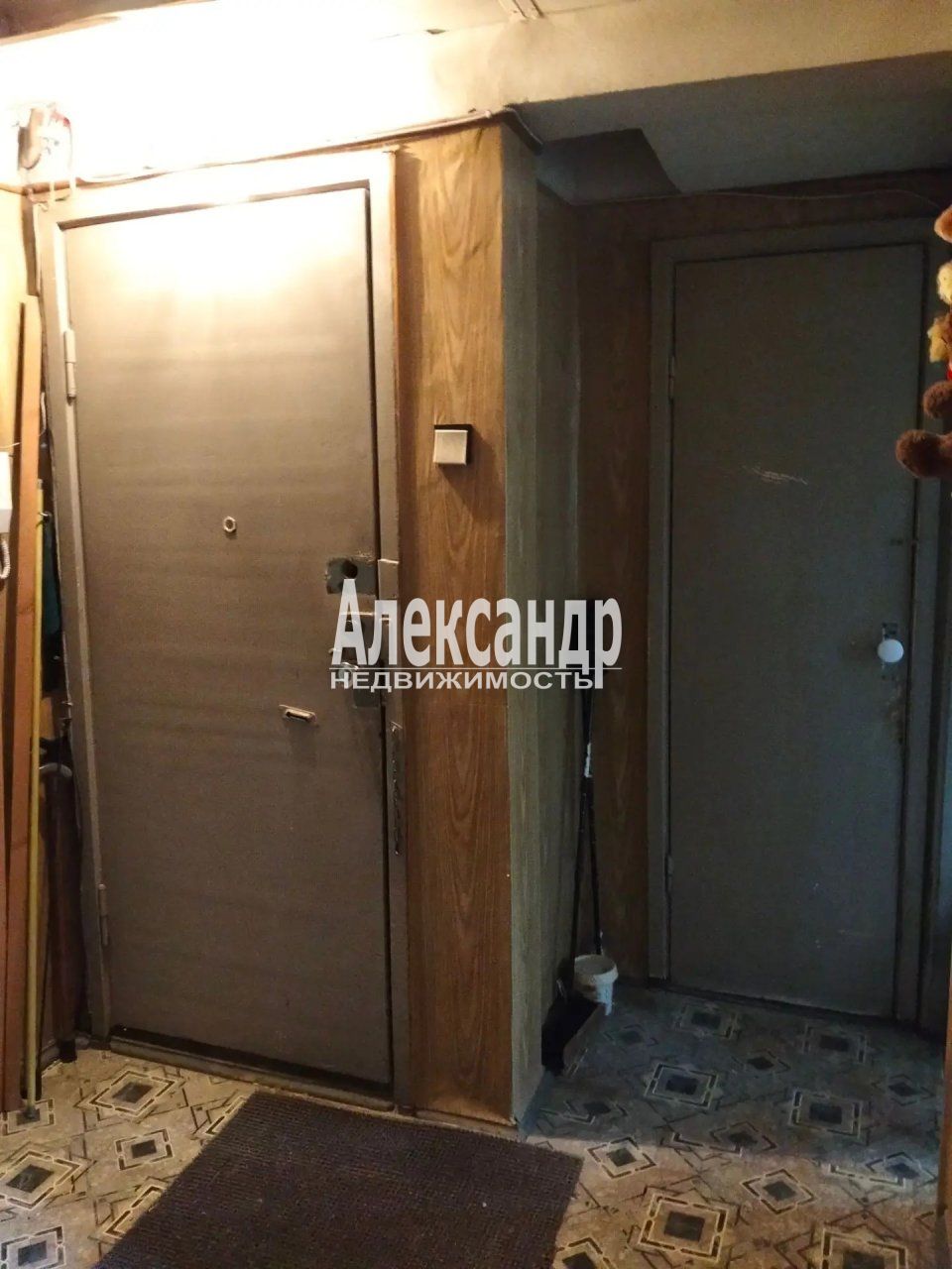 3-комнатная квартира (56м2) на продажу по адресу Санкт-Петербург, улица Карпинского, 31к1, подъезд 2— фото 13 из 20