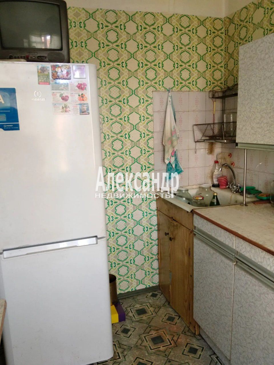3-комнатная квартира (56м2) на продажу по адресу Санкт-Петербург, улица Карпинского, 31к1, подъезд 2— фото 10 из 20