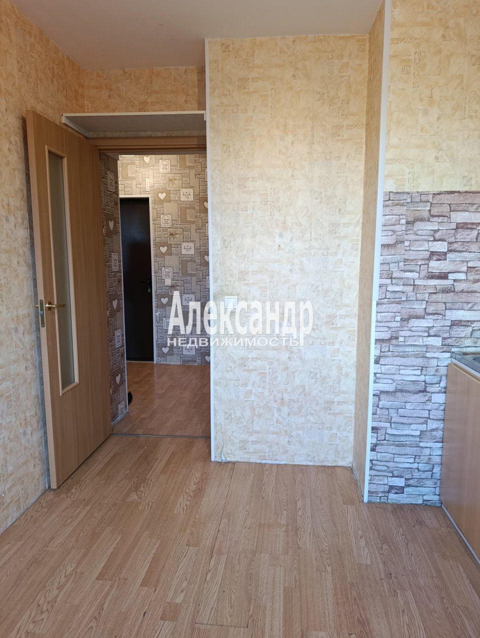 2-комнатная квартира (44м2) на продажу по адресу Санкт-Петербург, Пушкинский район, посёлок Шушары, территория Славянка, Изборская улица, 1к2, подъезд 2— фото 24 из 33