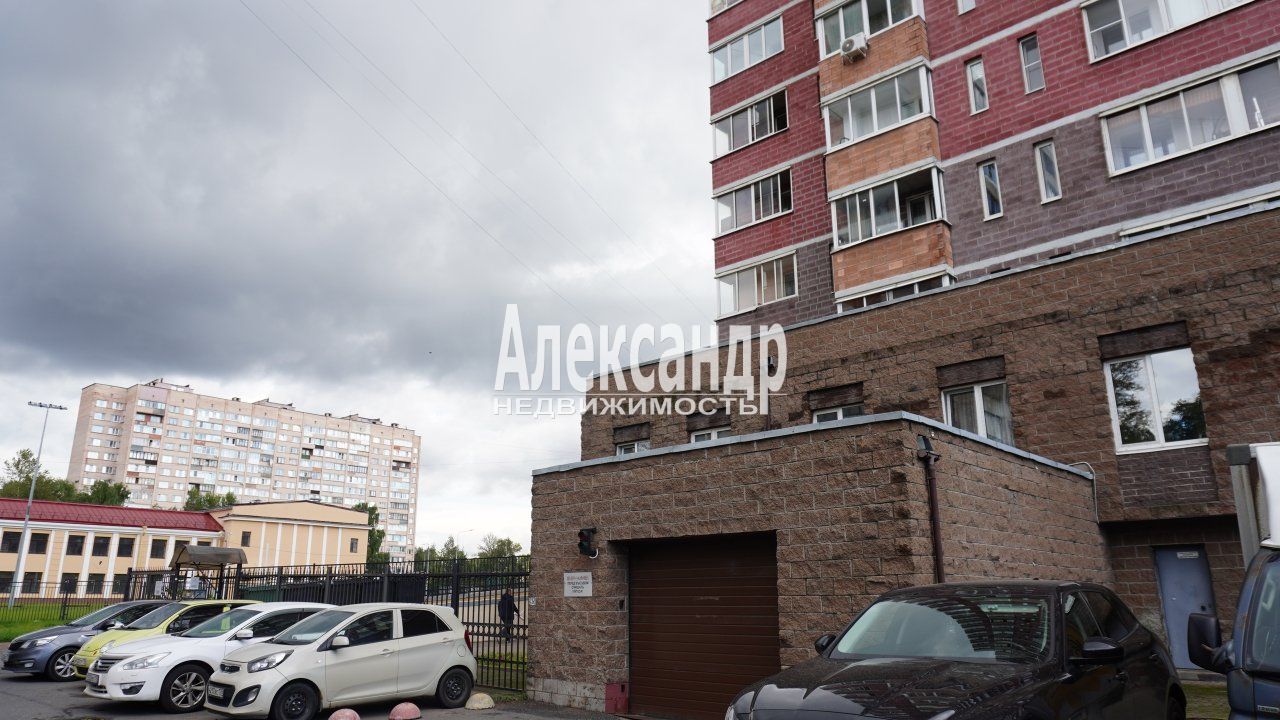 1-комнатная квартира (39м2) на продажу по адресу Санкт-Петербург, Софийская улица, 28— фото 2 из 12