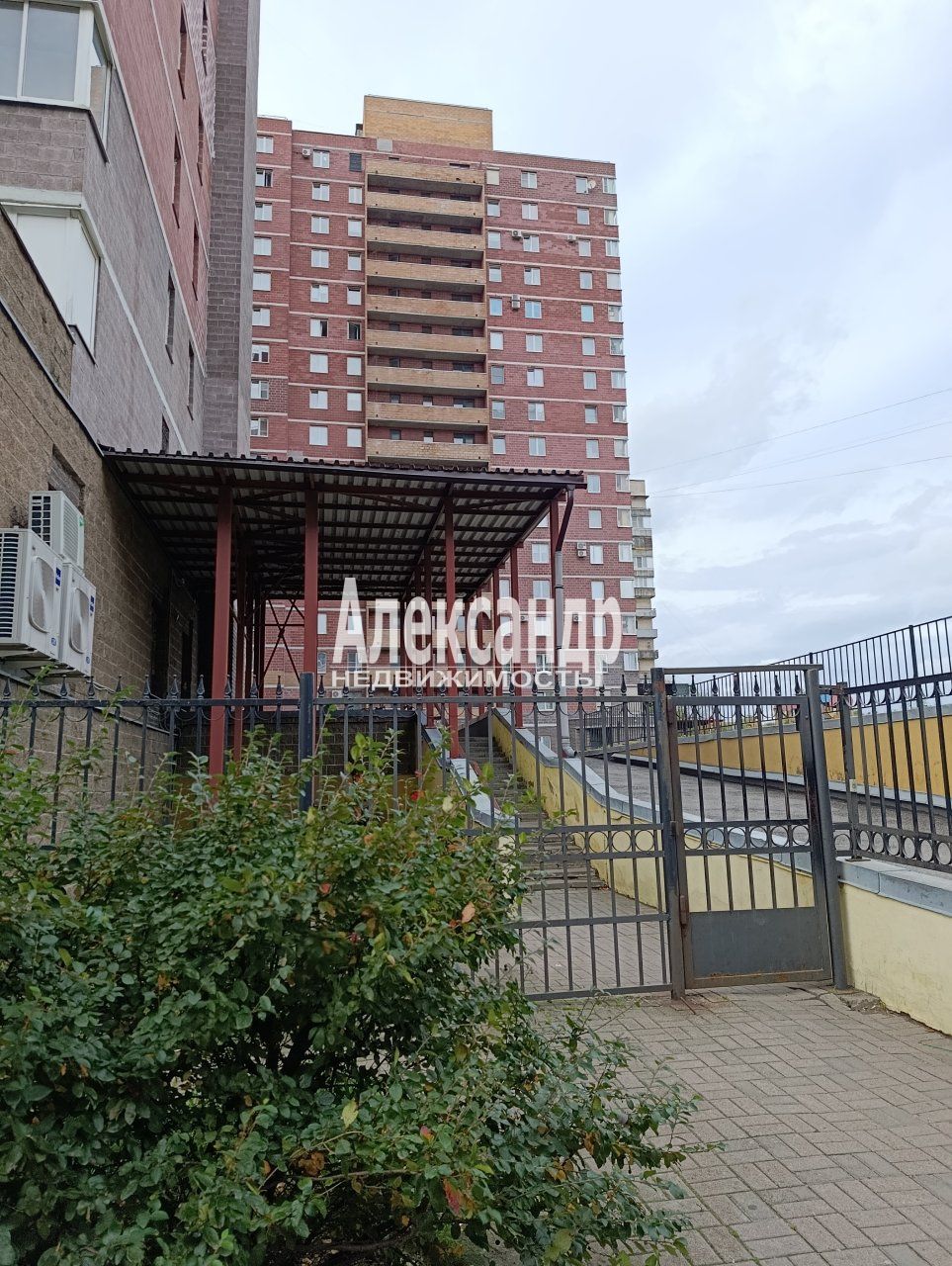 1-комнатная квартира (39м2) на продажу по адресу Санкт-Петербург, Софийская улица, 28— фото 24 из 26