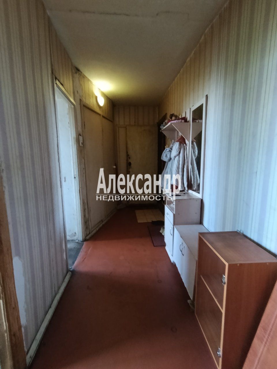 Комната в 2-комнатной квартире (44м2) в аренду по адресу Санкт-Петербург, Софийская улица, 31— фото 4 из 11