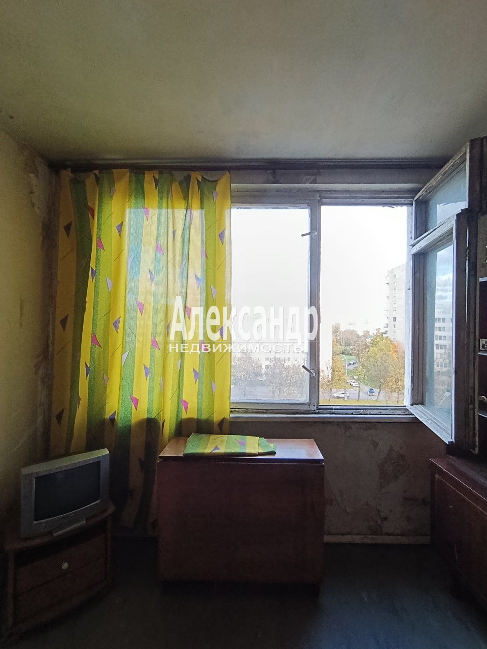 Комната в 2-комнатной квартире (44м2) в аренду по адресу Санкт-Петербург, Софийская улица, 31— фото 5 из 11