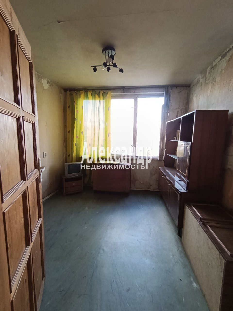 Комната в 2-комнатной квартире (44м2) в аренду по адресу Санкт-Петербург, Софийская улица, 31— фото 6 из 11
