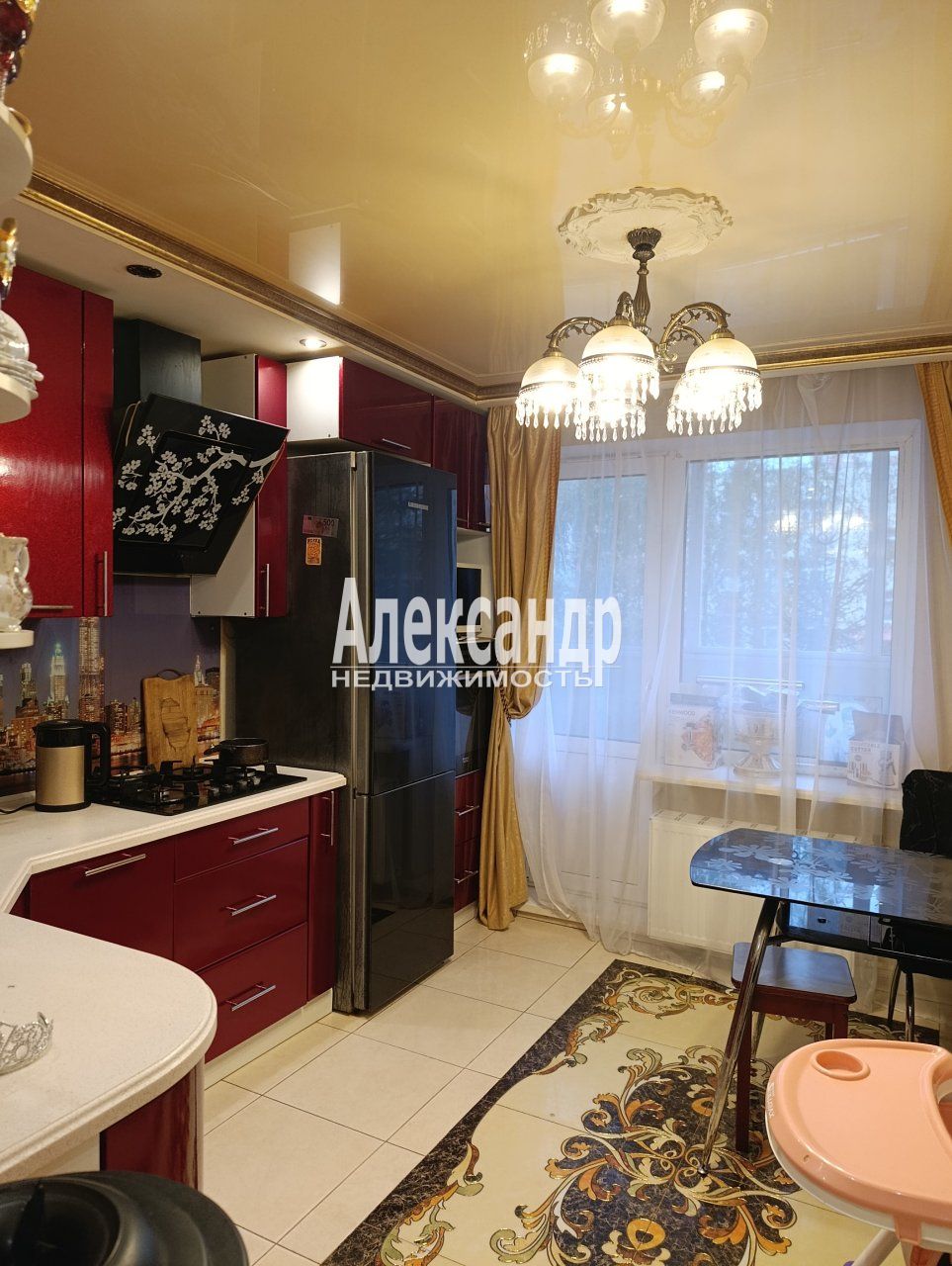 3-комнатная квартира (79м2) на продажу по адресу Ленинградская область, Всеволожск, микрорайон Южный, Знаменская улица, 4, подъезд 3— фото 2 из 14