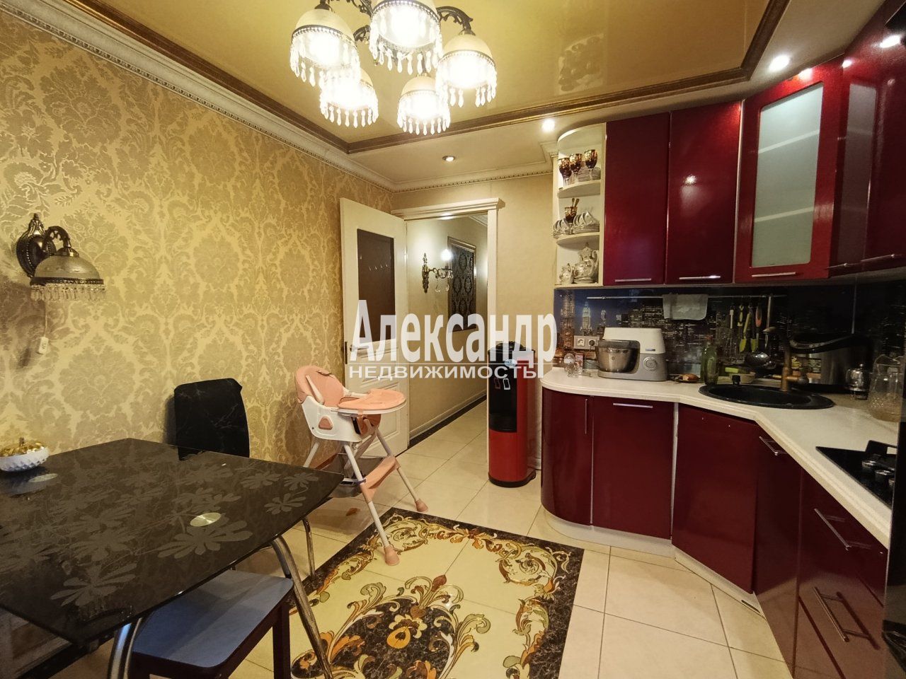 3-комнатная квартира (79м2) на продажу по адресу Ленинградская область, Всеволожск, микрорайон Южный, Знаменская улица, 4, подъезд 3— фото 1 из 14