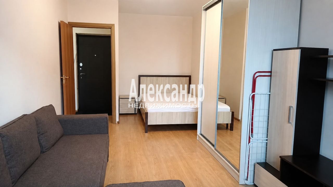 1-комнатная квартира (38м2) на продажу по адресу Ленинградская область, Всеволожский район, Мурино, проспект Авиаторов Балтики, 7— фото 6 из 9