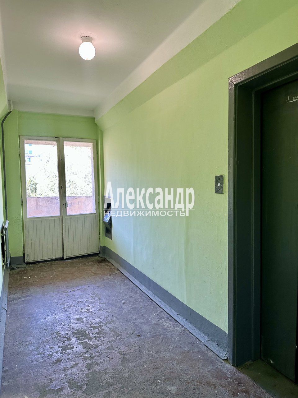 3-комнатная квартира (59м2) на продажу по адресу Санкт-Петербург, Наличная улица, 36к1— фото 11 из 41