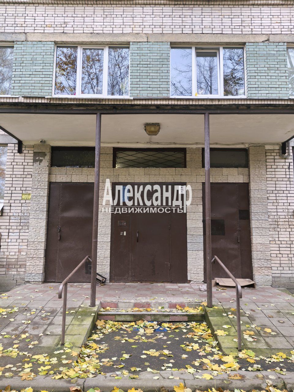 2-комнатная квартира (35м2) в аренду по адресу Санкт-Петербург, проспект Тореза, 30— фото 13 из 15