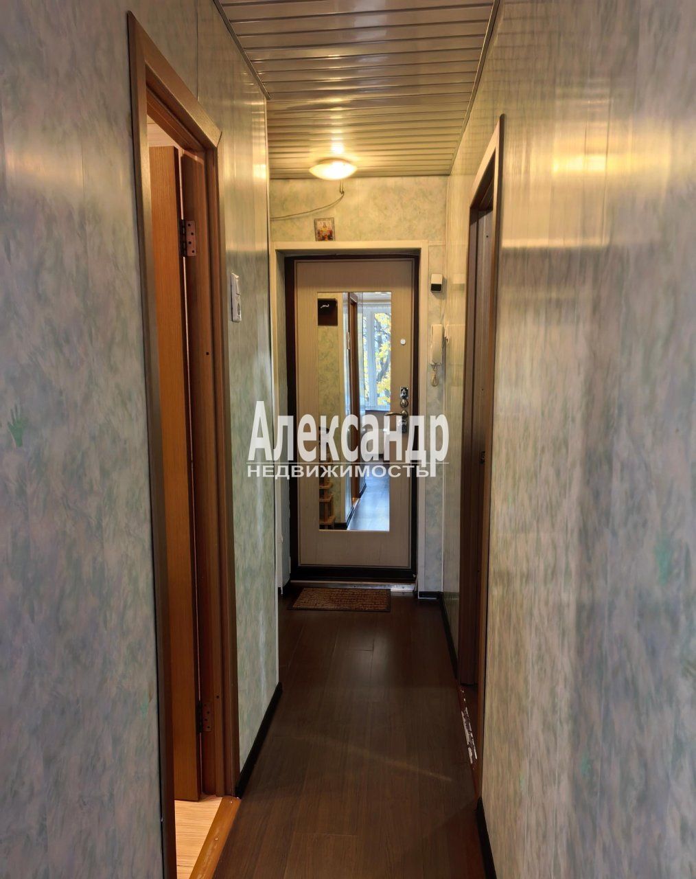 2-комнатная квартира (35м2) в аренду по адресу Санкт-Петербург, проспект Тореза, 30— фото 9 из 15