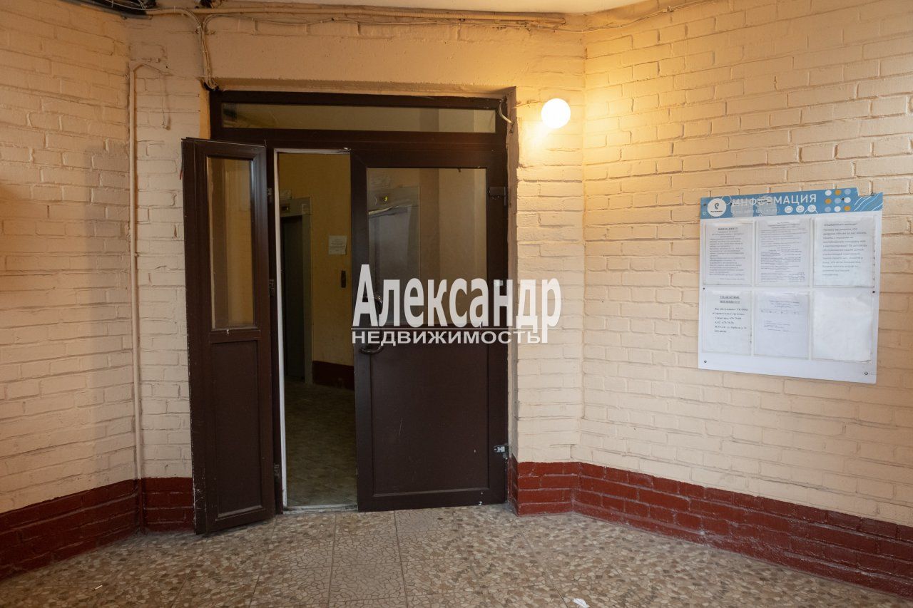 2-комнатная квартира (48м2) на продажу по адресу Санкт-Петербург, проспект Тореза, 38— фото 27 из 30