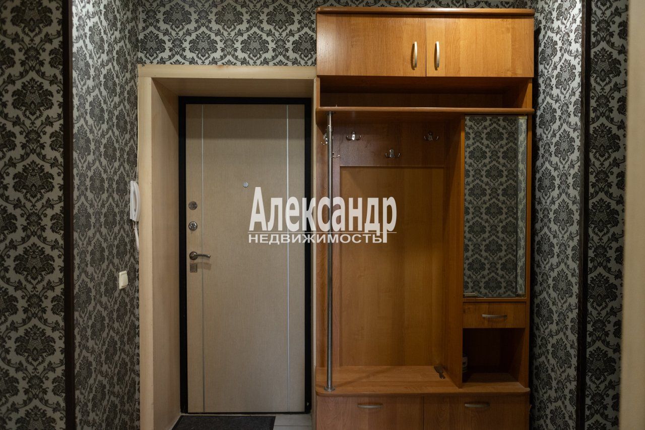 2-комнатная квартира (48м2) на продажу по адресу Санкт-Петербург, проспект Тореза, 38— фото 17 из 30
