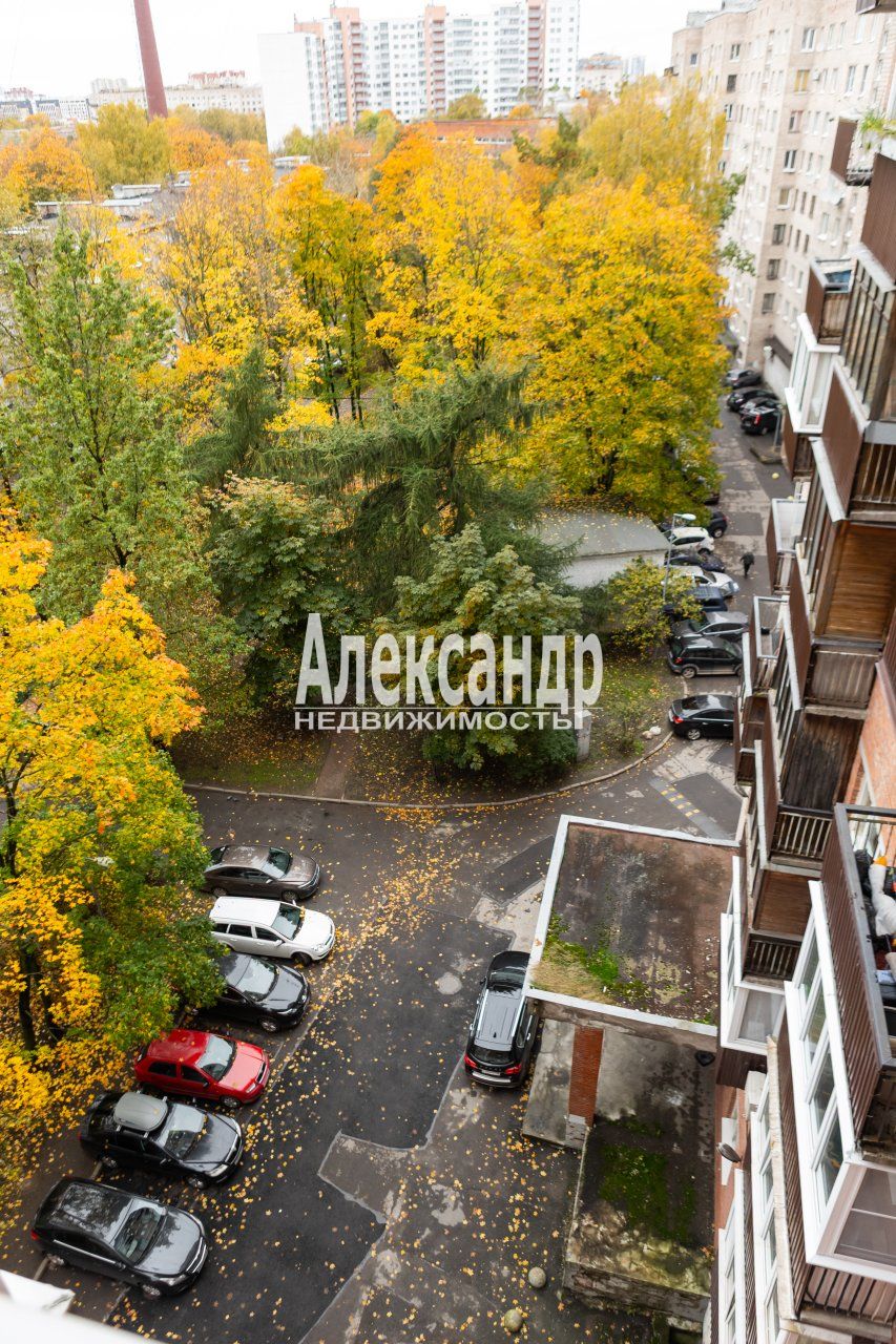 2-комнатная квартира (48м2) на продажу по адресу Санкт-Петербург, проспект Тореза, 38— фото 20 из 30