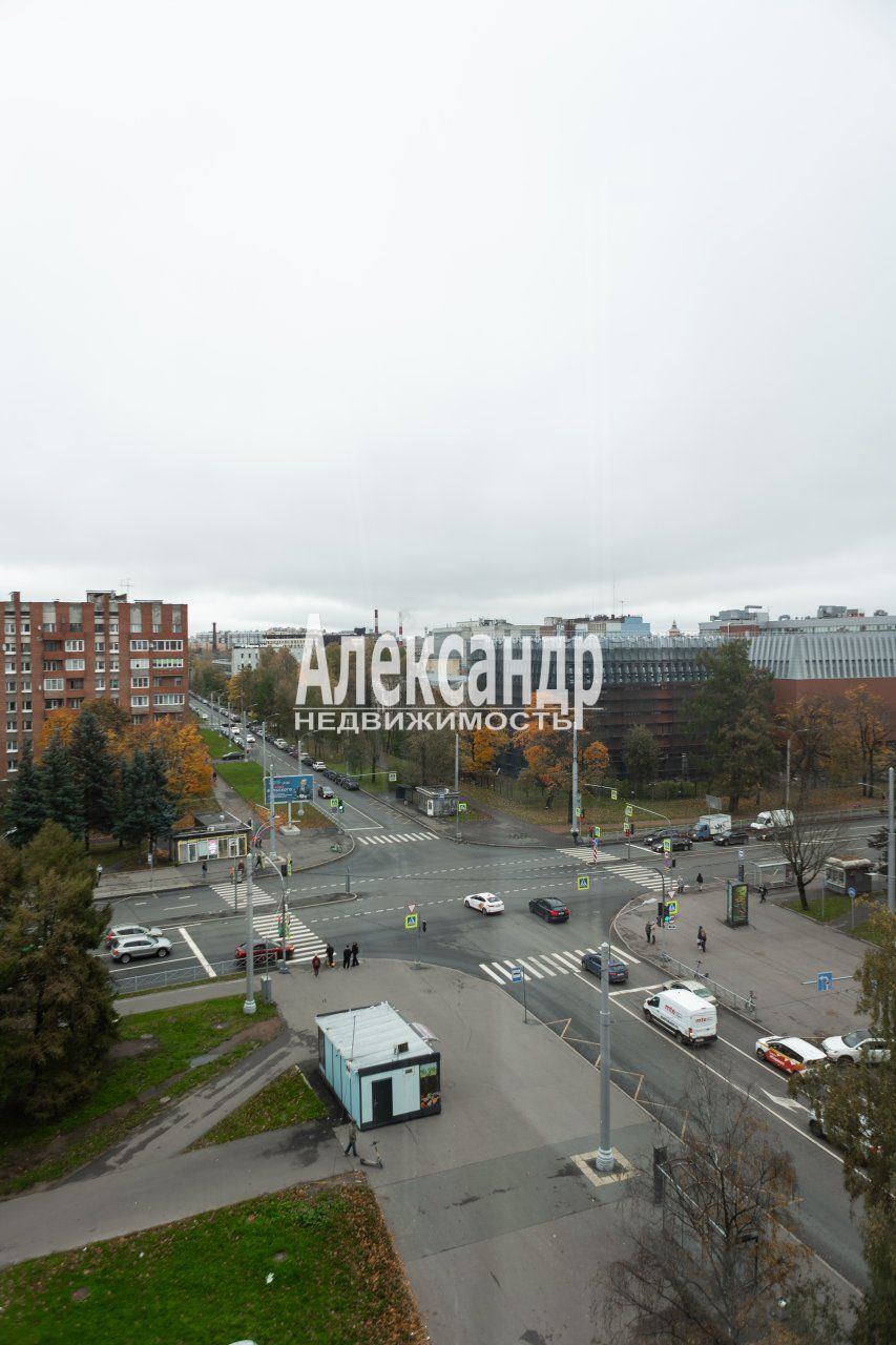 2-комнатная квартира (48м2) на продажу по адресу Санкт-Петербург, проспект Тореза, 38— фото 28 из 30
