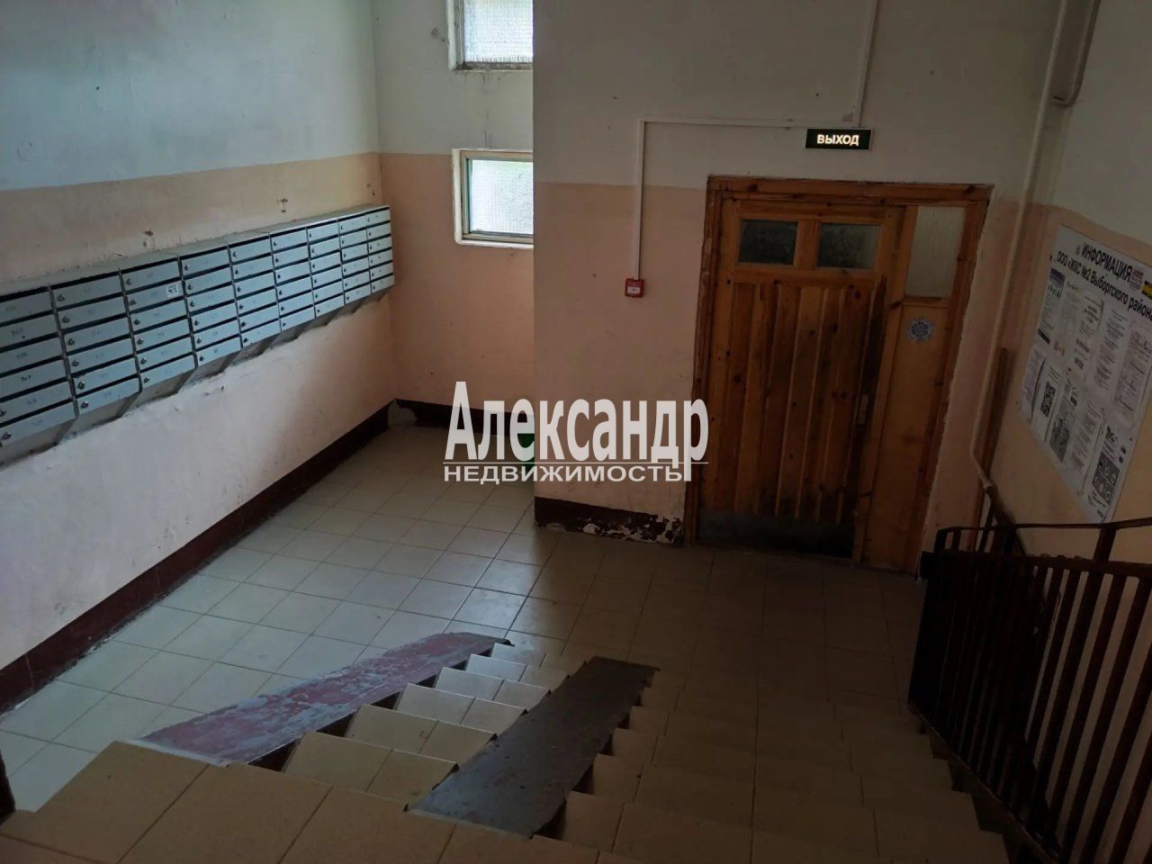 3-комнатная квартира (72м2) на продажу по адресу Санкт-Петербург, улица Сантьяго-де-Куба, 10к1— фото 20 из 24