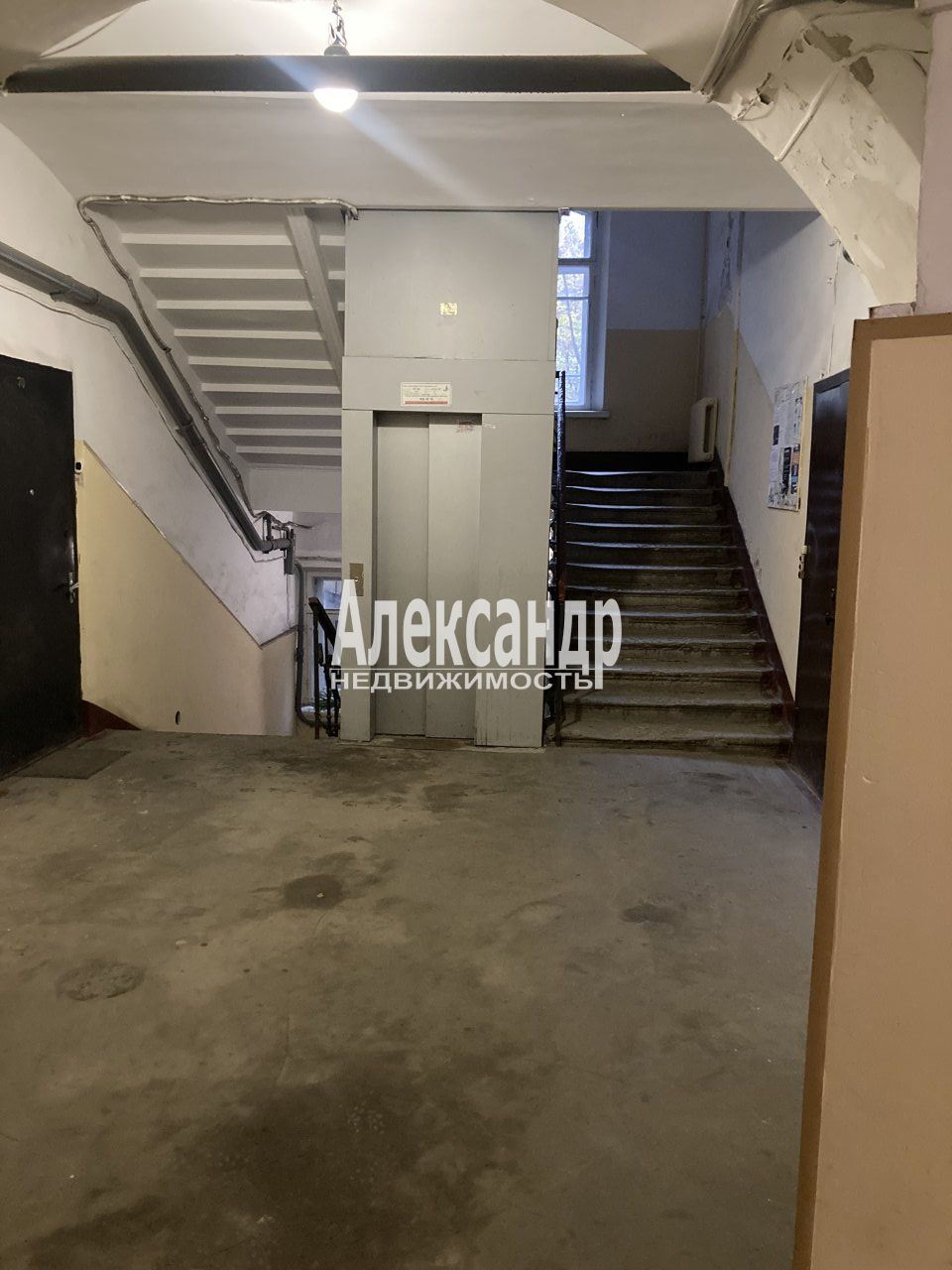 2-комнатная квартира (31м2) на продажу по адресу Санкт-Петербург, Детская улица, 34, подъезд 1— фото 13 из 16