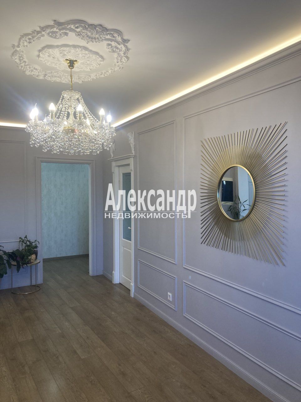 3-комнатная квартира (73м2) на продажу по адресу Санкт-Петербург, проспект Александровской Фермы, 8— фото 6 из 30