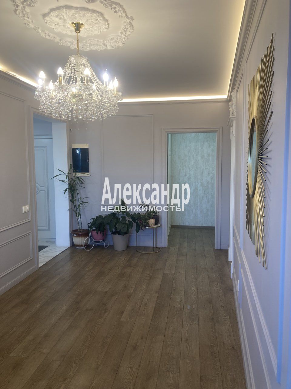 3-комнатная квартира (73м2) на продажу по адресу Санкт-Петербург, проспект Александровской Фермы, 8— фото 5 из 30