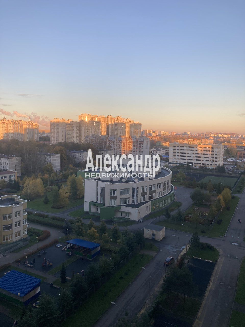 3-комнатная квартира (73м2) на продажу по адресу Санкт-Петербург, проспект Александровской Фермы, 8— фото 25 из 30