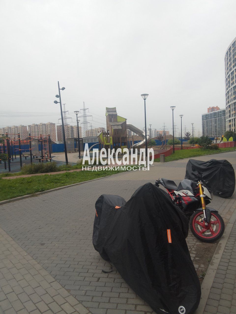 1-комнатная квартира (32м2) в аренду по адресу Ленинградская область, Всеволожский район, Мурино, проспект Авиаторов Балтики, 25— фото 29 из 35