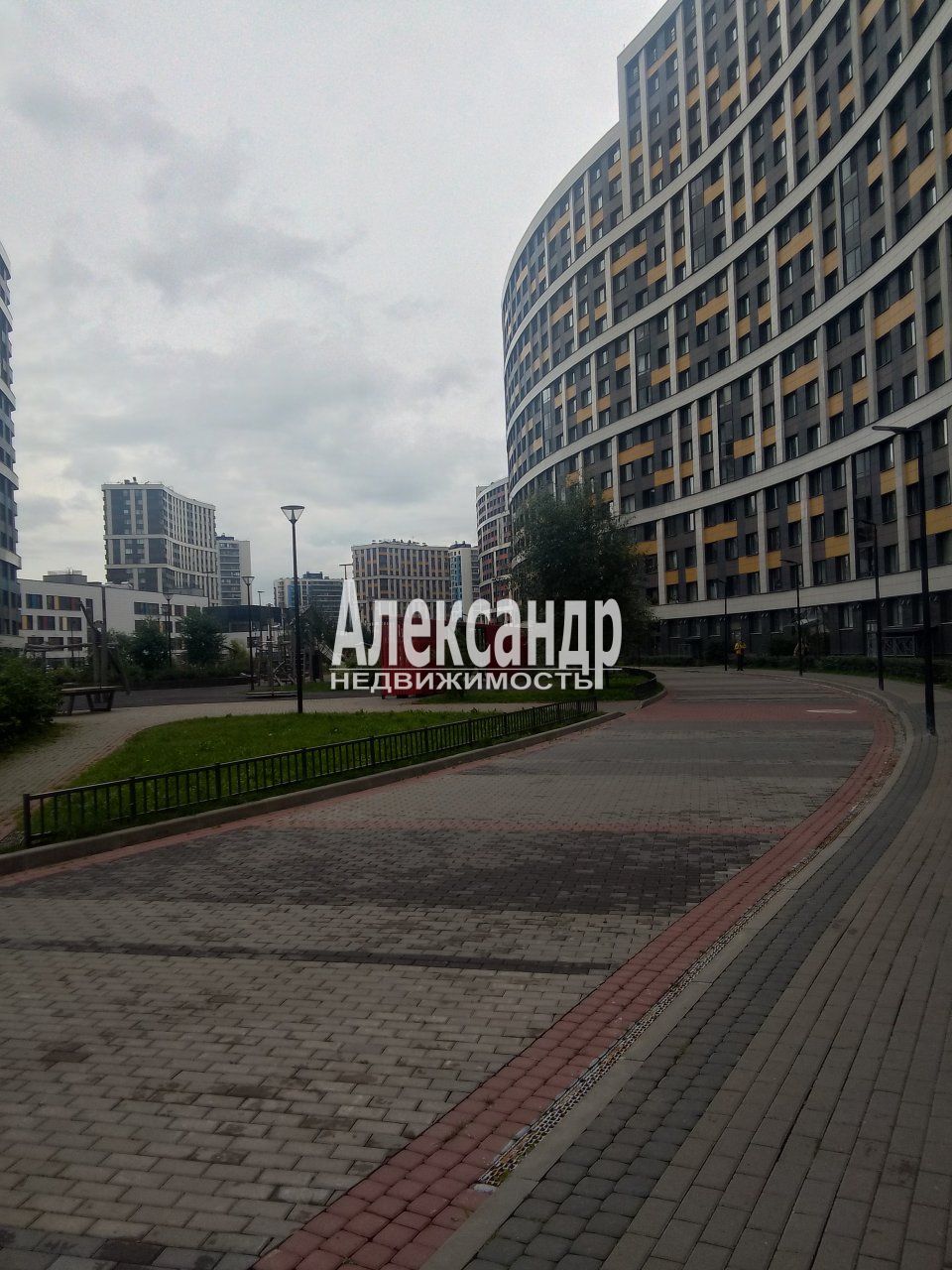 1-комнатная квартира (32м2) в аренду по адресу Ленинградская область, Всеволожский район, Мурино, проспект Авиаторов Балтики, 25— фото 30 из 35