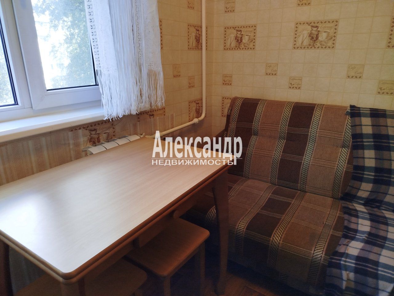 1-комнатная квартира (32м2) в аренду по адресу Санкт-Петербург, улица Белышева, 8к1Н— фото 5 из 13